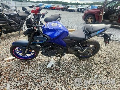 Trzecie zdjęcie samochodu z tyłu: 2023 YAMAHA MT-03 VIN:MH3RH20YXPK010908 - miniatura