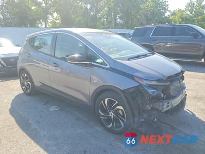 Czwarte zdjęcie samochodu z boku: 2023 CHEVROLET BOLT EV 1LT VIN:1G1FW6S01P4201314 - miniatura