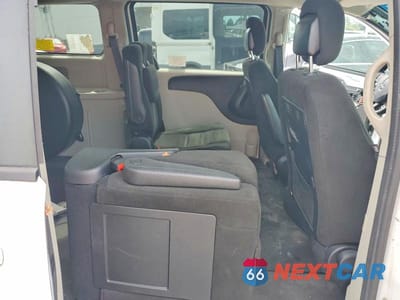 Zdjęcie 10 z 12 samochodu: 2016 DODGE GRAND CARAVAN SXT VIN:2C4RDGCGXGR180794 - miniatura