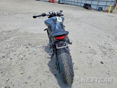 Czwarte zdjęcie samochodu z boku: 2022 YAMAHA MT09 VIN:JYARN71E4NA003041 - miniatura