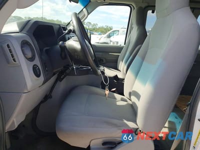 Zdjęcie 7 z 13 samochodu: 2011 FORD ECONOLINE E350 VIN:1FBNE3BL7BDB18174 - miniatura