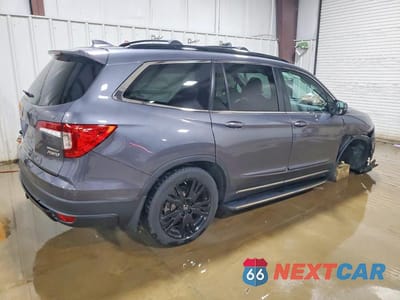 Trzecie zdjęcie samochodu z tyłu: 2022 HONDA PILOT SE VIN:5FNYF6H22NB055780 - miniatura