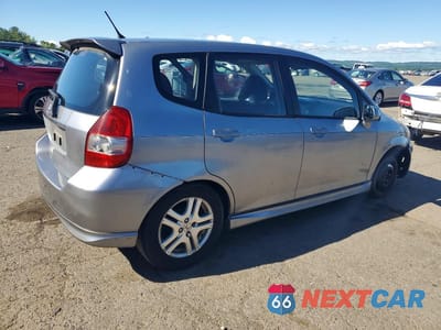 Trzecie zdjęcie samochodu z tyłu: 2008 HONDA FIT SPORT VIN:JHMGD38648S028105 - miniatura