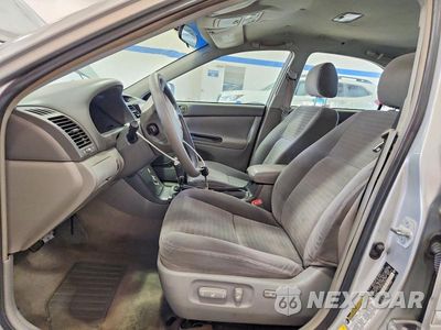 Zdjęcie 7 z 12 samochodu: 2005 TOYOTA CAMRY LE VIN:4T1BE30K45U399519 - miniatura