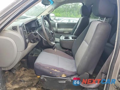 Zdjęcie 7 z 12 samochodu: 2008 CHEVROLET SILVERADO K1500 VIN:1GCEK19C78E114370 - miniatura