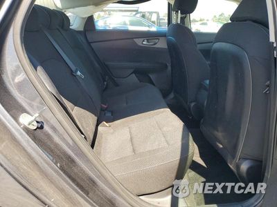 Zdjęcie 10 z 13 samochodu: 2020 KIA FORTE LXS VIN:3KPF24AD9LE167904 - miniatura