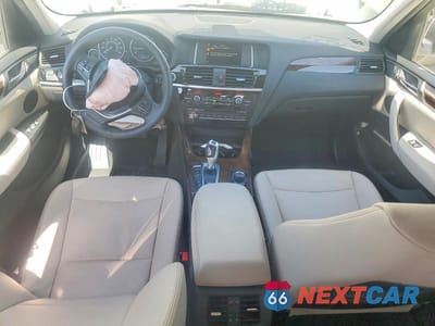 Zdjęcie 8 z 13 samochodu: 2016 BMW X3 XDRIVE28I VIN:5UXWX9C5XG0D93664 - miniatura