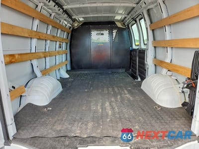 Zdjęcie 10 z 13 samochodu: 2025 GMC SAVANA 2500 CARGO DELIVERY VAN VIN:1GTW7AFP8S1189879 - miniatura