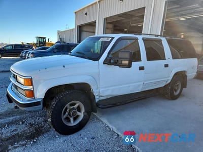 1995 CHEVROLET SUBURBAN K2500 1GNGK26NXSJ312550 - główne zdjęcie licytacji z USA - miniatura