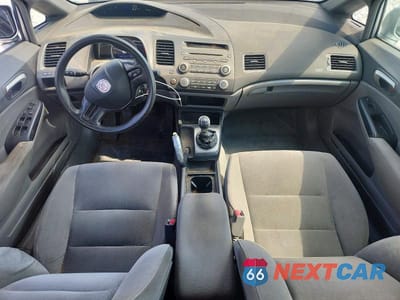 Zdjęcie 8 z 13 samochodu: 2007 HONDA CIVIC LX VIN:1HGFA15547L113073 - miniatura