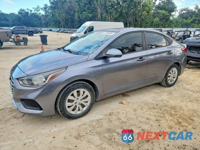 2020 HYUNDAI ACCENT SE 3KPC24A62LE106396 - główne zdjęcie licytacji z USA - miniatura