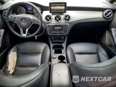 Zdjęcie 8 z 12 samochodu: 2014 MERCEDES-BENZ CLA 250 VIN:WDDSJ4EB7EN066004 - miniatura