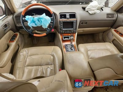 Zdjęcie 8 z 12 samochodu: 2000 LEXUS LS 400 VIN:JT8BH28F5Y0167275 - miniatura