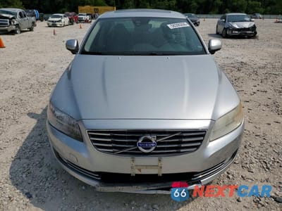 Piąte zdjęcie samochodu w środku: 2015 VOLVO S80 PREMIER VIN:YV140MAK5F1188276 - miniatura
