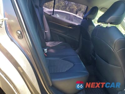 Zdjęcie 10 z 12 samochodu: 2019 TOYOTA CAMRY SE VIN:4T1B11HK4KU730874 - miniatura