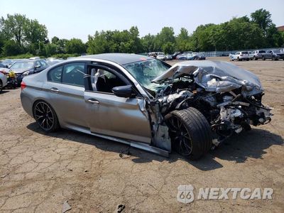 Czwarte zdjęcie samochodu z boku: 2019 BMW M5 VIN:WBSJF0C55KB448633 - miniatura