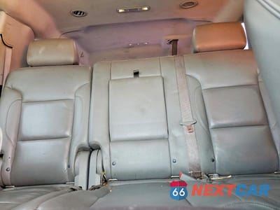 Zdjęcie 10 z 13 samochodu: 2015 CHEVROLET SUBURBAN C1500 LT VIN:1GNSCJKC3FR277427 - miniatura