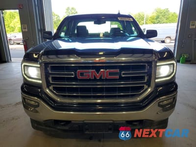 Piąte zdjęcie samochodu w środku: 2017 GMC SIERRA K1500 SLE VIN:1GTV2MEHXHZ239441 - miniatura
