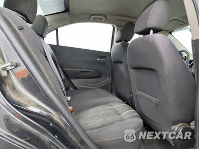 Zdjęcie 10 z 12 samochodu: 2015 CHEVROLET SONIC LT VIN:1G1JC5SH1F4122341 - miniatura