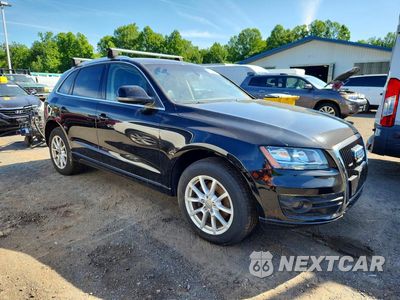 Czwarte zdjęcie samochodu z boku: 2010 AUDI Q5 PREMIUM VIN:WA1CKAFP3AA077792 - miniatura