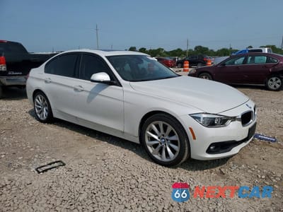 Czwarte zdjęcie samochodu z boku: 2018 BMW 320 I VIN:WBA8E1G53JNU89295 - miniatura