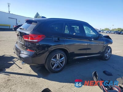 Trzecie zdjęcie samochodu z tyłu: 2021 BMW X1 XDRIVE28I VIN:WBXJG9C03M5U00601 - miniatura