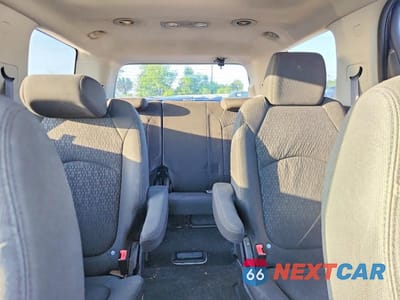 Zdjęcie 10 z 13 samochodu: 2011 GMC ACADIA SLE VIN:1GKKVPED0BJ354617 - miniatura