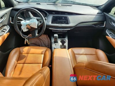 Zdjęcie 8 z 12 samochodu: 2019 CADILLAC XT4 SPORT VIN:1GYFZER46KF101590 - miniatura