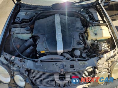 Zdjęcie 11 z 12 samochodu: 2001 MERCEDES-BENZ CLK 430 VIN:WDBLK70G11T085295 - miniatura