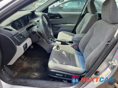 Zdjęcie 7 z 12 samochodu: 2013 HONDA ACCORD EX VIN:1HGCR2F72DA158781 - miniatura
