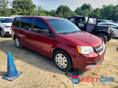 Czwarte zdjęcie samochodu z boku: 2015 DODGE GRAND CARAVAN SE VIN:2C4RDGBG1FR605903 - miniatura