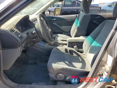 Zdjęcie 7 z 12 samochodu: 2004 HONDA CIVIC LX VIN:2HGES15554H632487 - miniatura