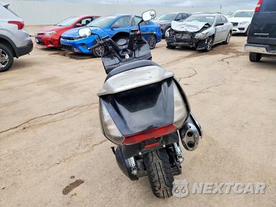 Czwarte zdjęcie samochodu z boku: 2004 HONDA FSC600 D VIN:JH2PF01184K201103 - miniatura