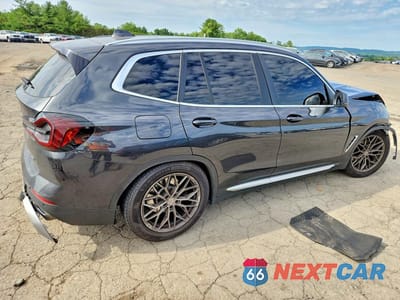 Trzecie zdjęcie samochodu z tyłu: 2022 BMW X3 XDRIVE30I VIN:5UX53DP09N9K77161 - miniatura