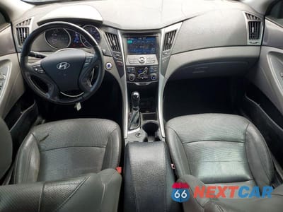 Zdjęcie 8 z 12 samochodu: 2012 HYUNDAI SONATA HYBRID VIN:KMHEC4A40CA035427 - miniatura