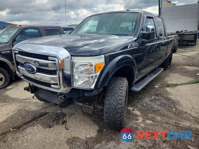 2015 FORD F350 SUPER DUTY 1FT8W3B68FEC96014 - główne zdjęcie licytacji z USA - miniatura