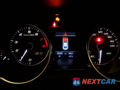Zdjęcie 9 z 12 samochodu: 2011 AUDI S5 PREMIUM PLUS VIN:WAUCVAFR4BA001978 - miniatura