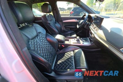 Piąte zdjęcie samochodu w środku: 2018 AUDI SQ5 PRESTIGE VIN:WA1C4AFY8J2182275 - miniatura