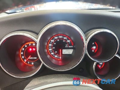 Zdjęcie 9 z 12 samochodu: 2005 TOYOTA COROLLA MATRIX XR VIN:2T1KR32E05C892952 - miniatura