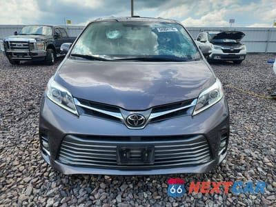 Piąte zdjęcie samochodu w środku: 2019 TOYOTA SIENNA LIMITED 7-PASSENGER VIN:5TDYZ3DC1KS999095 - miniatura