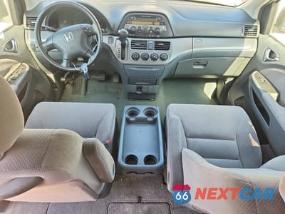 Zdjęcie 8 z 12 samochodu: 2006 HONDA ODYSSEY LX VIN:5FNRL38266B129635 - miniatura