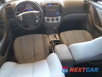 Zdjęcie 8 z 12 samochodu: 2008 HYUNDAI ELANTRA GLS VIN:KMHDU46DX8U352610 - miniatura