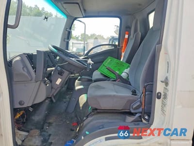 Zdjęcie 7 z 13 samochodu: 2016 ISUZU NPR HD VIN:54DC4W1BXGS801646 - miniatura