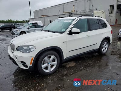 2012 BMW X5 XDRIVE50I 5UXZV8C51CL422729 - główne zdjęcie licytacji z USA - miniatura