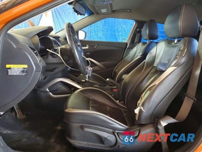 Zdjęcie 7 z 12 samochodu: 2013 HYUNDAI VELOSTER TURBO VIN:KMHTC6AE7DU143328 - miniatura