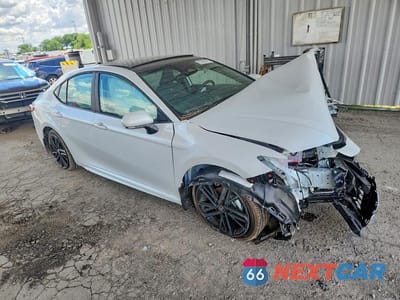 Czwarte zdjęcie samochodu z boku: 2026 TOYOTA CAMRY XSE VIN:4T1DBADK4TU553403 - miniatura