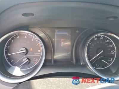 Zdjęcie 9 z 12 samochodu: 2018 TOYOTA CAMRY SE VIN:4T1B11HK7JU620836 - miniatura