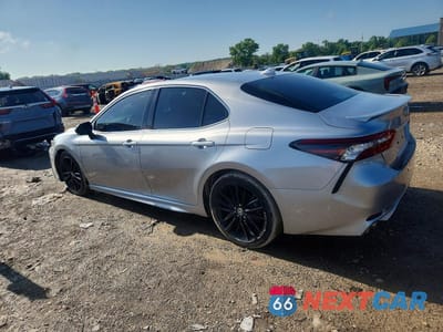 Drugie zdjęcie samochodu z przodu: 2022 TOYOTA CAMRY XSE VIN:4T1K31AK3NU584296 - miniatura