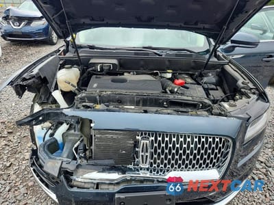 Zdjęcie 11 z 12 samochodu: 2021 LINCOLN NAUTILUS RESERVE VIN:2LMPJ8K94MBL14325 - miniatura