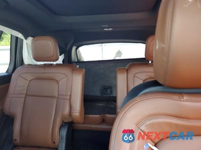 Zdjęcie 10 z 13 samochodu: 2023 LINCOLN AVIATOR RESERVE VIN:5LM5J7WCXPGL21986 - miniatura